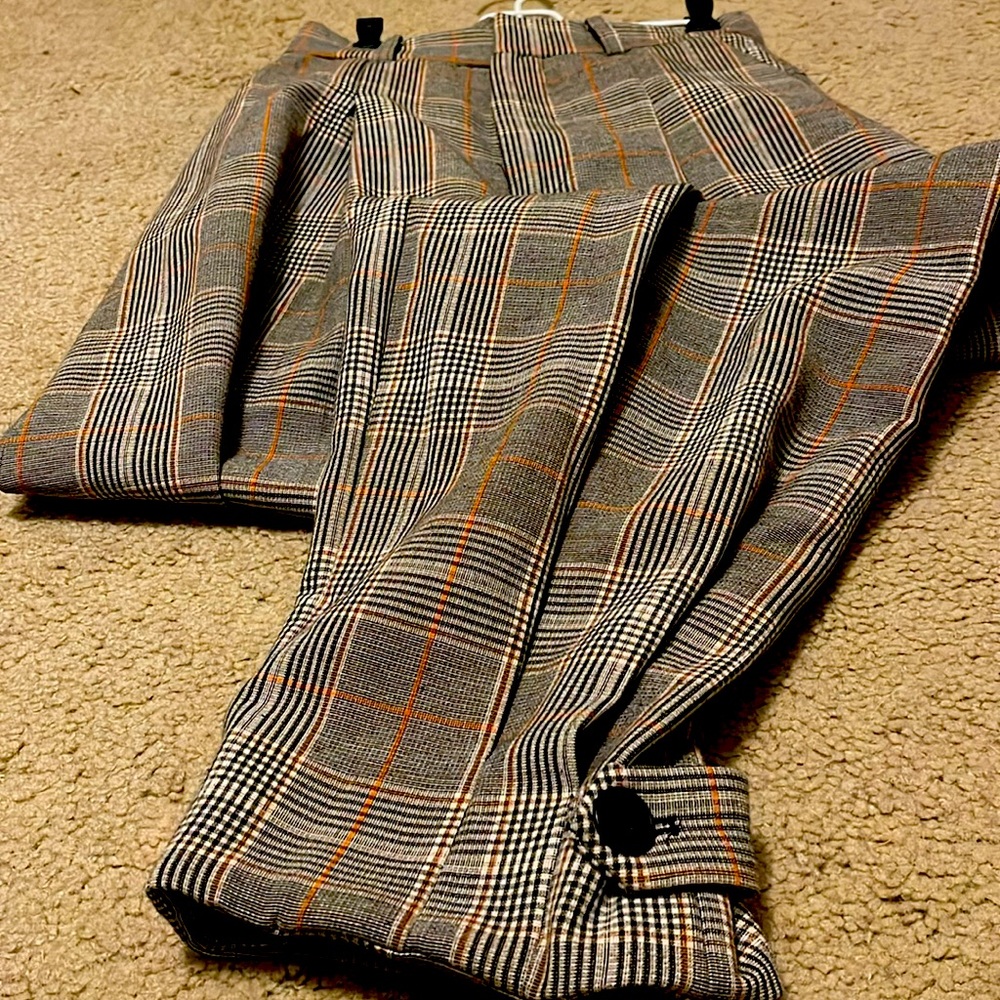 MOTF plaid heavyweight pants size small.